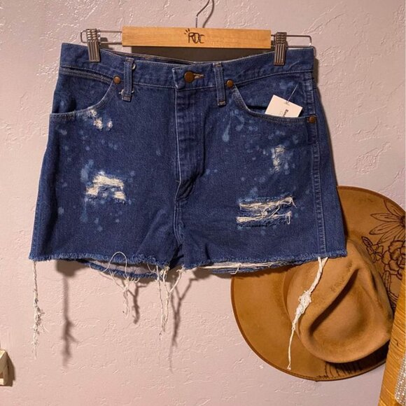 Wrangler on my Booty - Picture 2 of 2